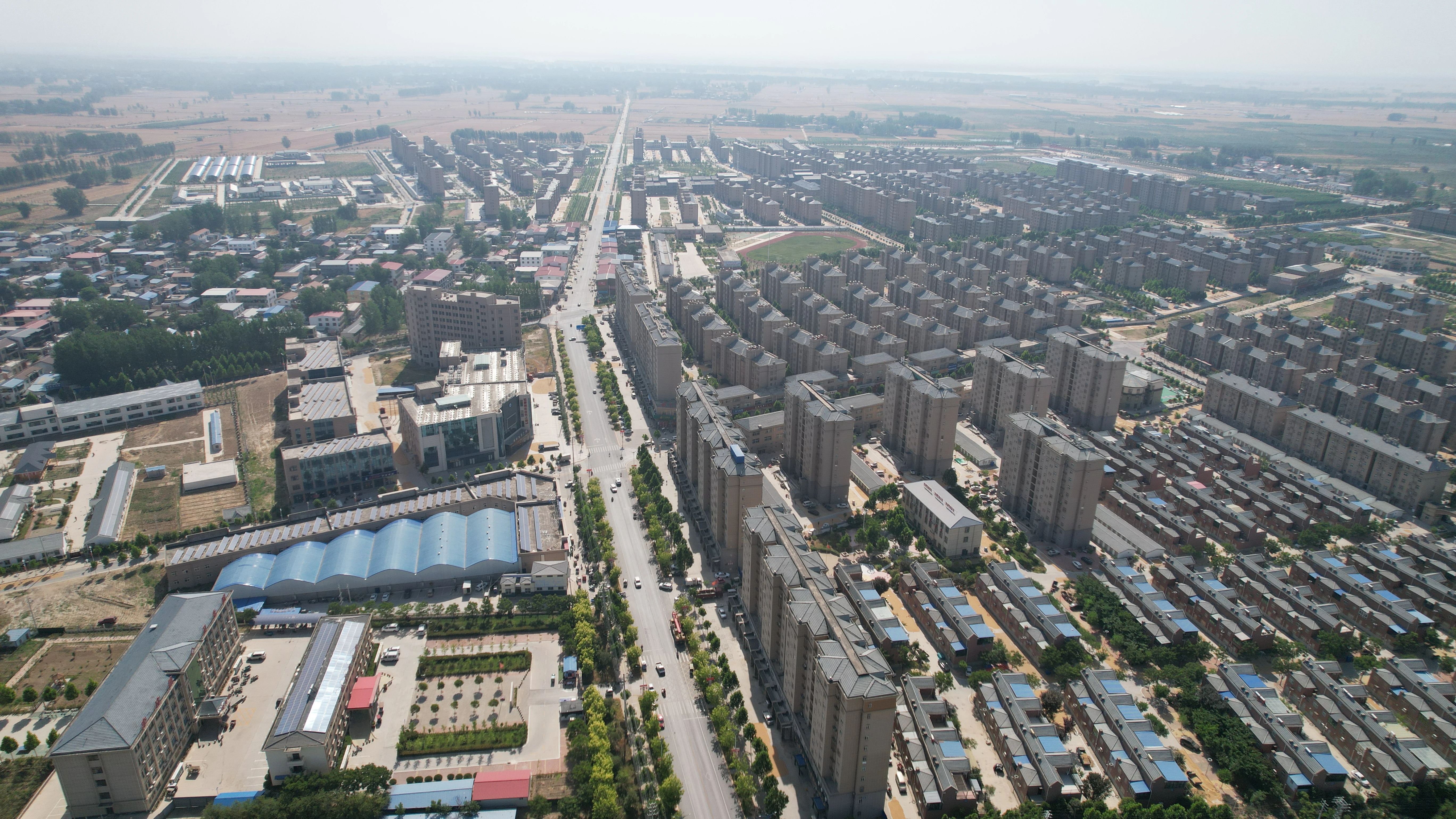 封丘李庄镇网格员牵线搭桥企业用工不再愁