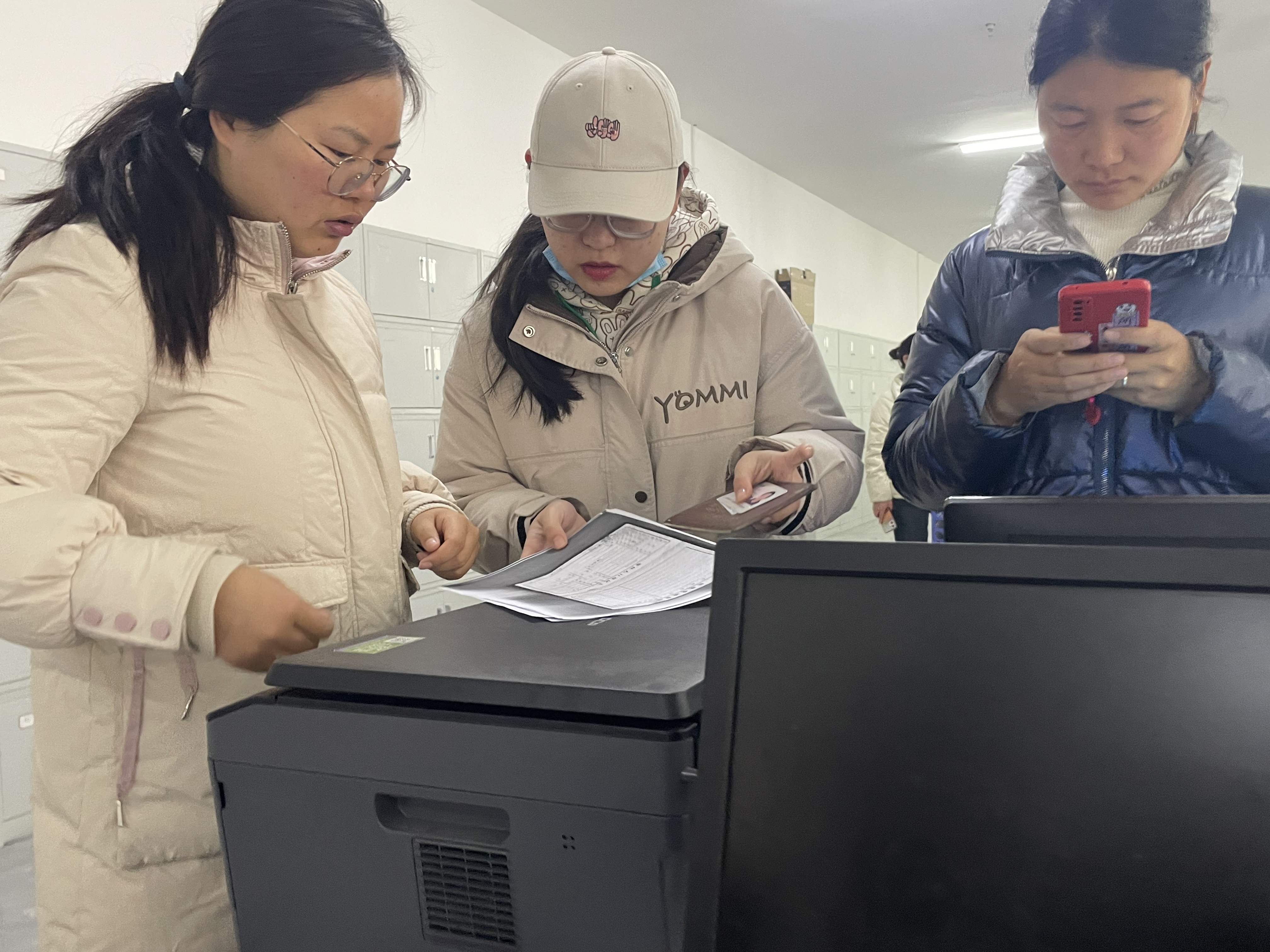 河南省封丘县政银合作签出致富好钱景