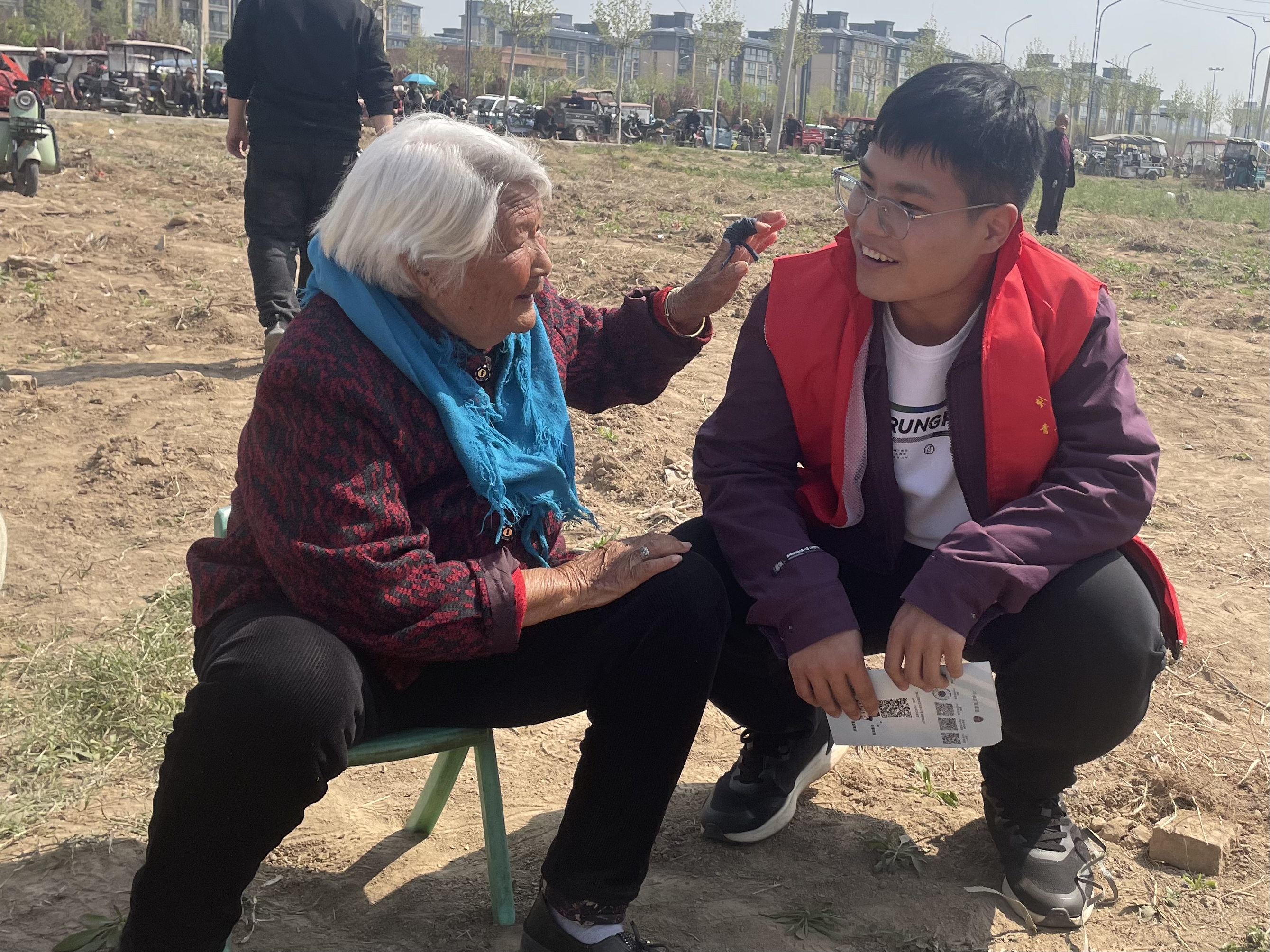 封丘县荆隆宫乡:戏曲入村来 乡亲乐开怀-大象网