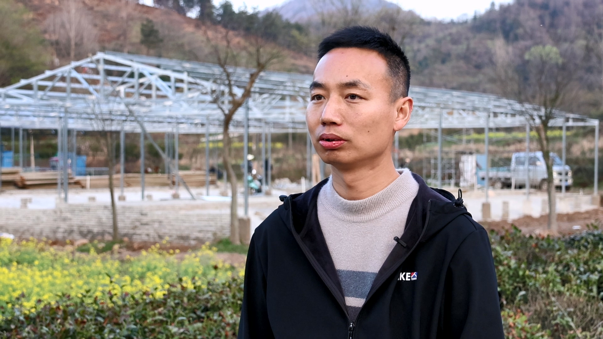 凉亭乡党委副书记,政法委员袁钫说:"我们光山县凉亭乡被称为生态之乡