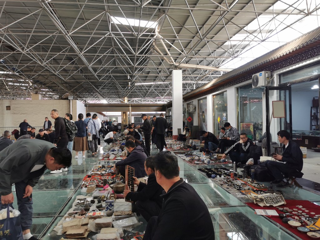 全国古玩交流大会在获嘉同盟古玩城举行