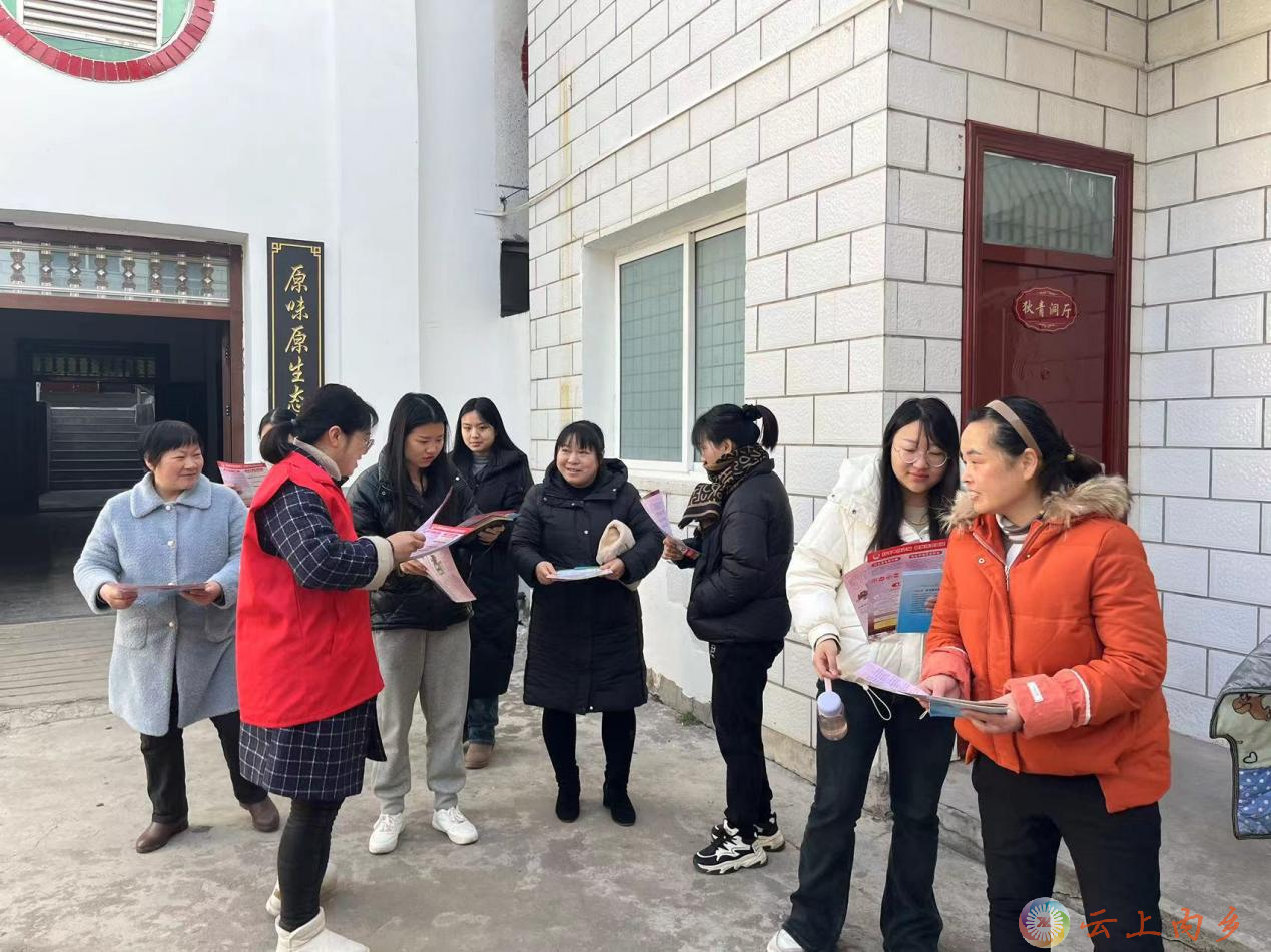 内乡县桃溪镇:开展女职工普法宣传活动-大象网