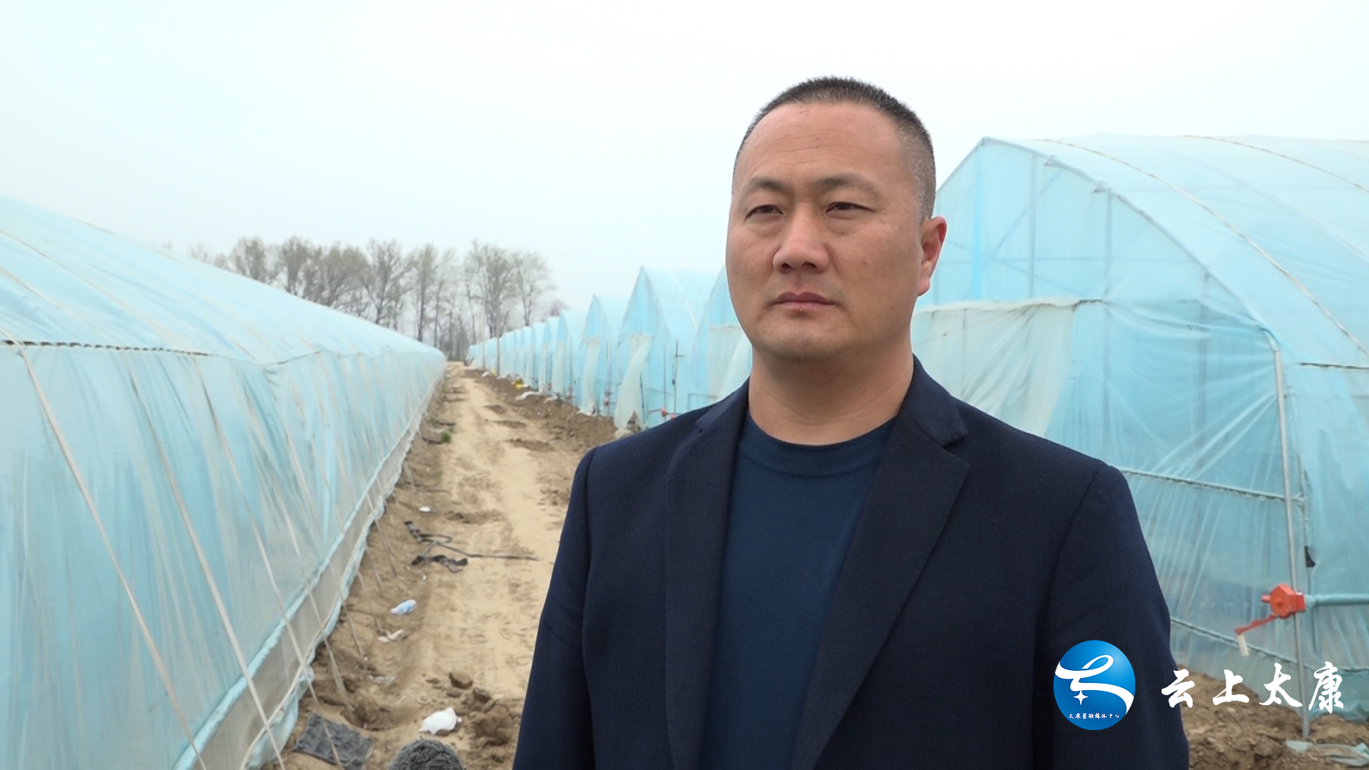 杨庙乡党委副书记耿振鹏说:"杨庙乡乘着乡村振兴的东风,以五星植靠