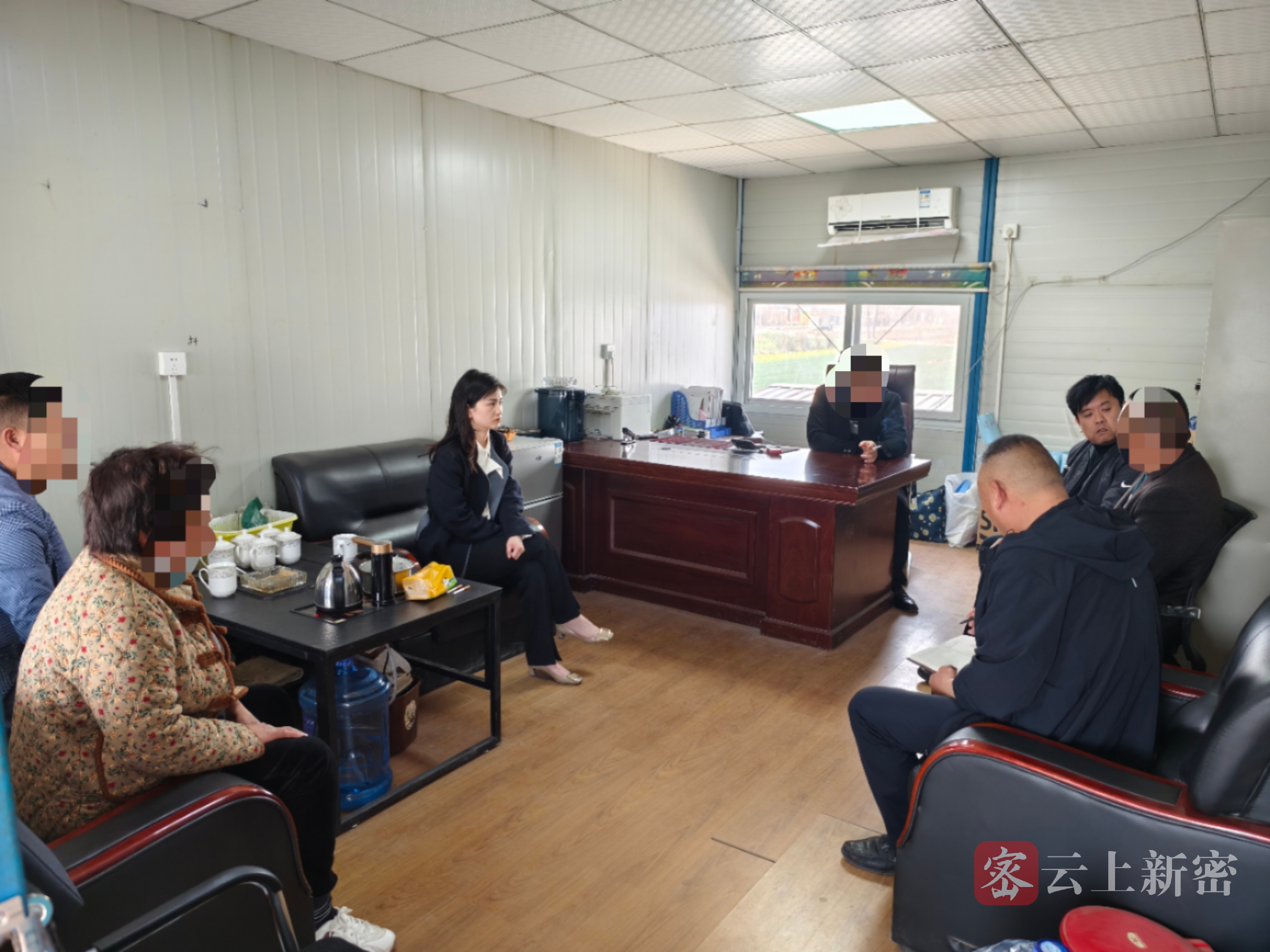 工伤赔偿引纠纷 现场调解化干戈-大象网