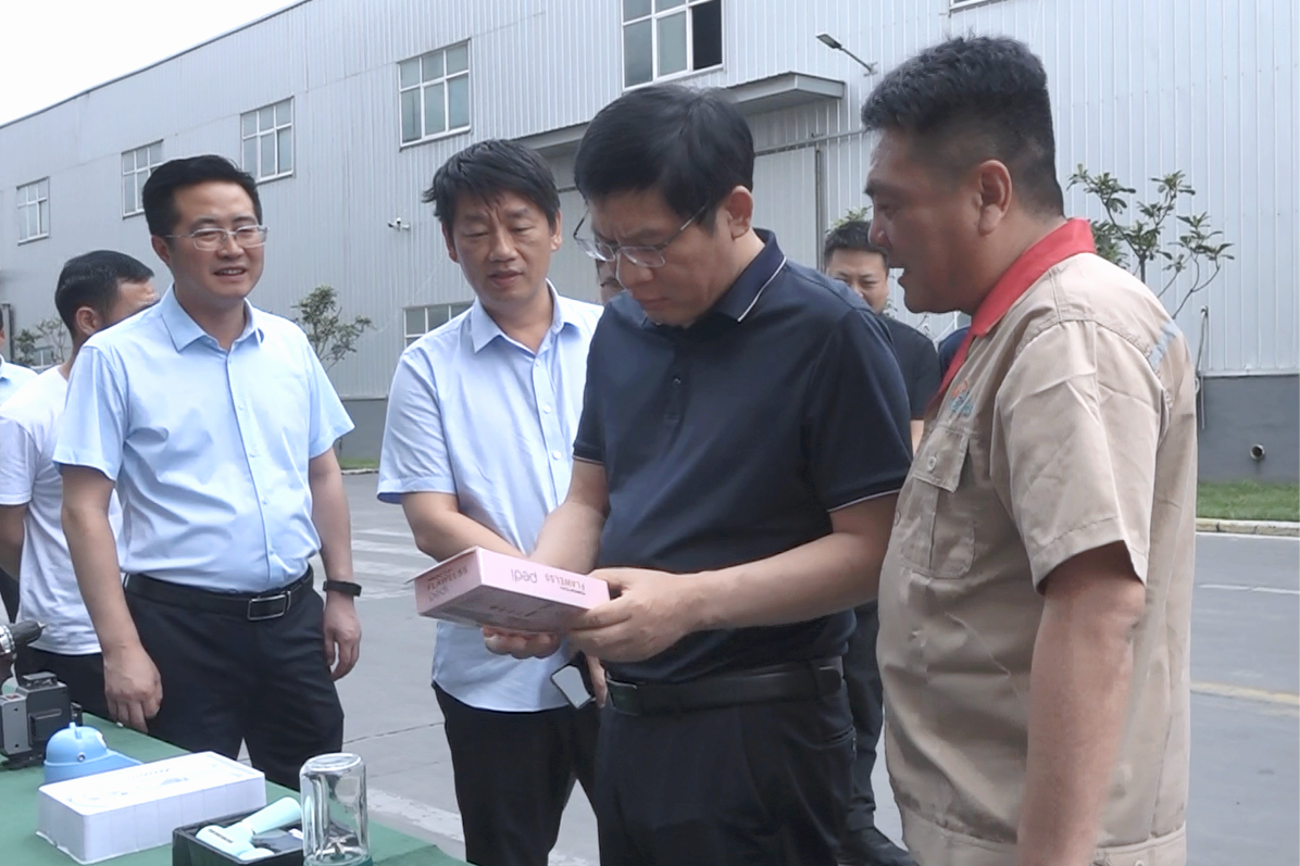 新乡县县长李绍青带队开展综合调研