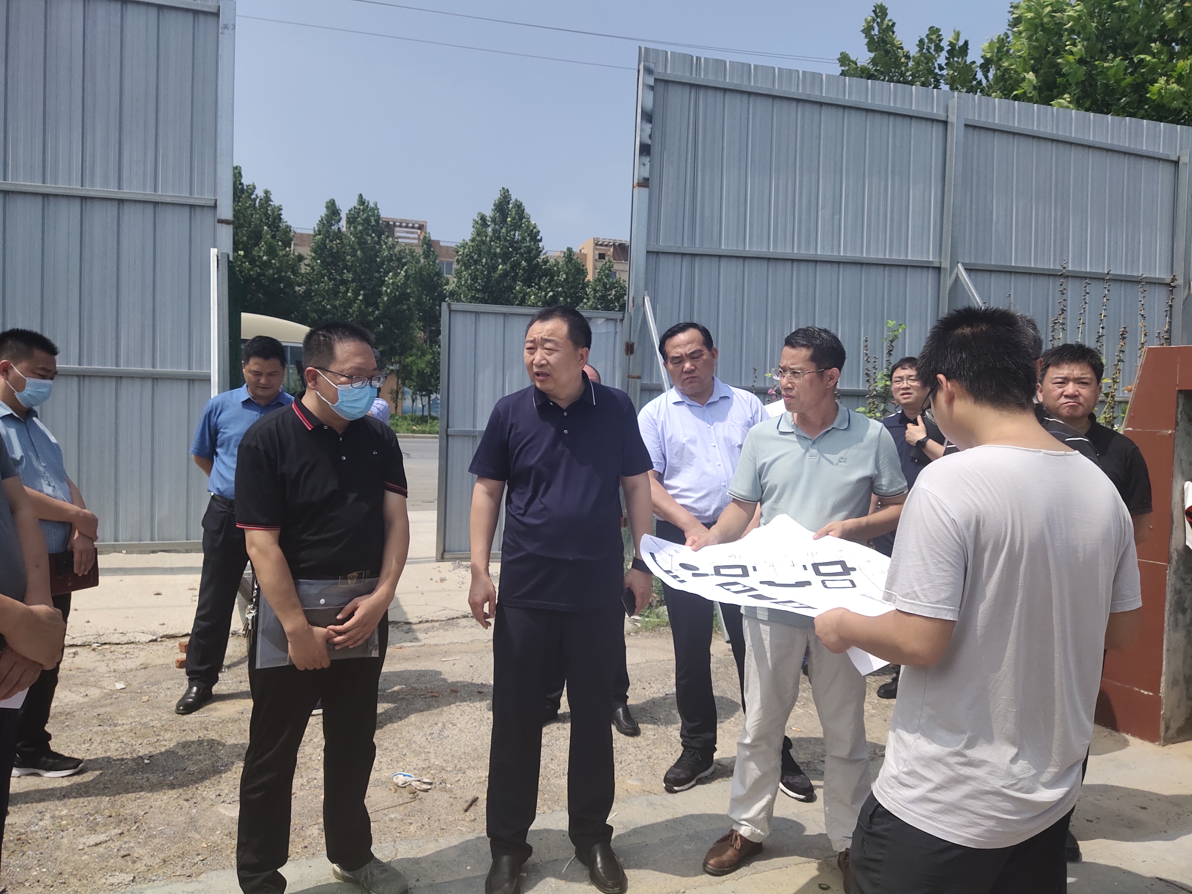 延津县县长李中耀调研宜居教育城及新区公园项目进展情况