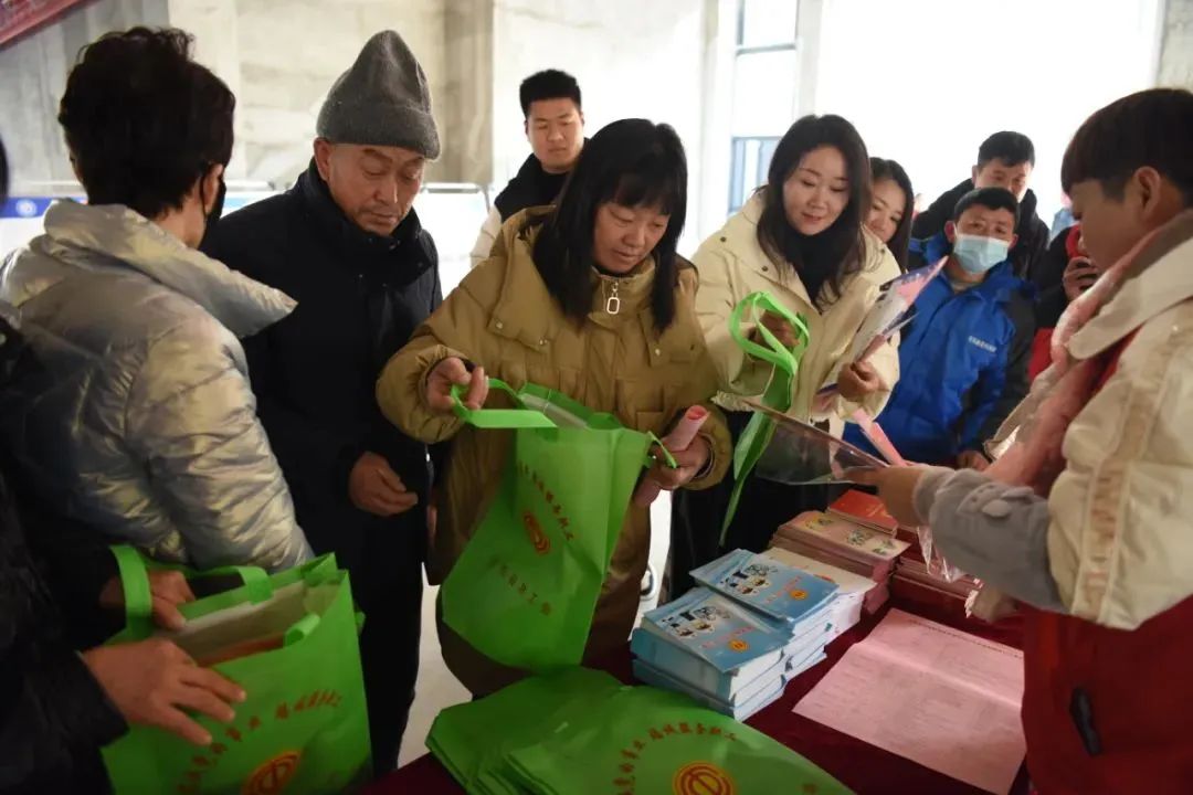 正阳春风送岗位就业暖人心