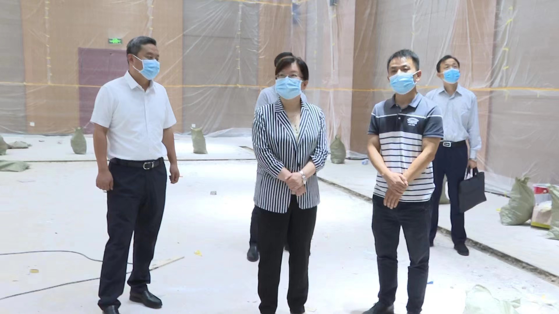 中牟县委书记丁文霞调研县智慧城市运行管理中心建设